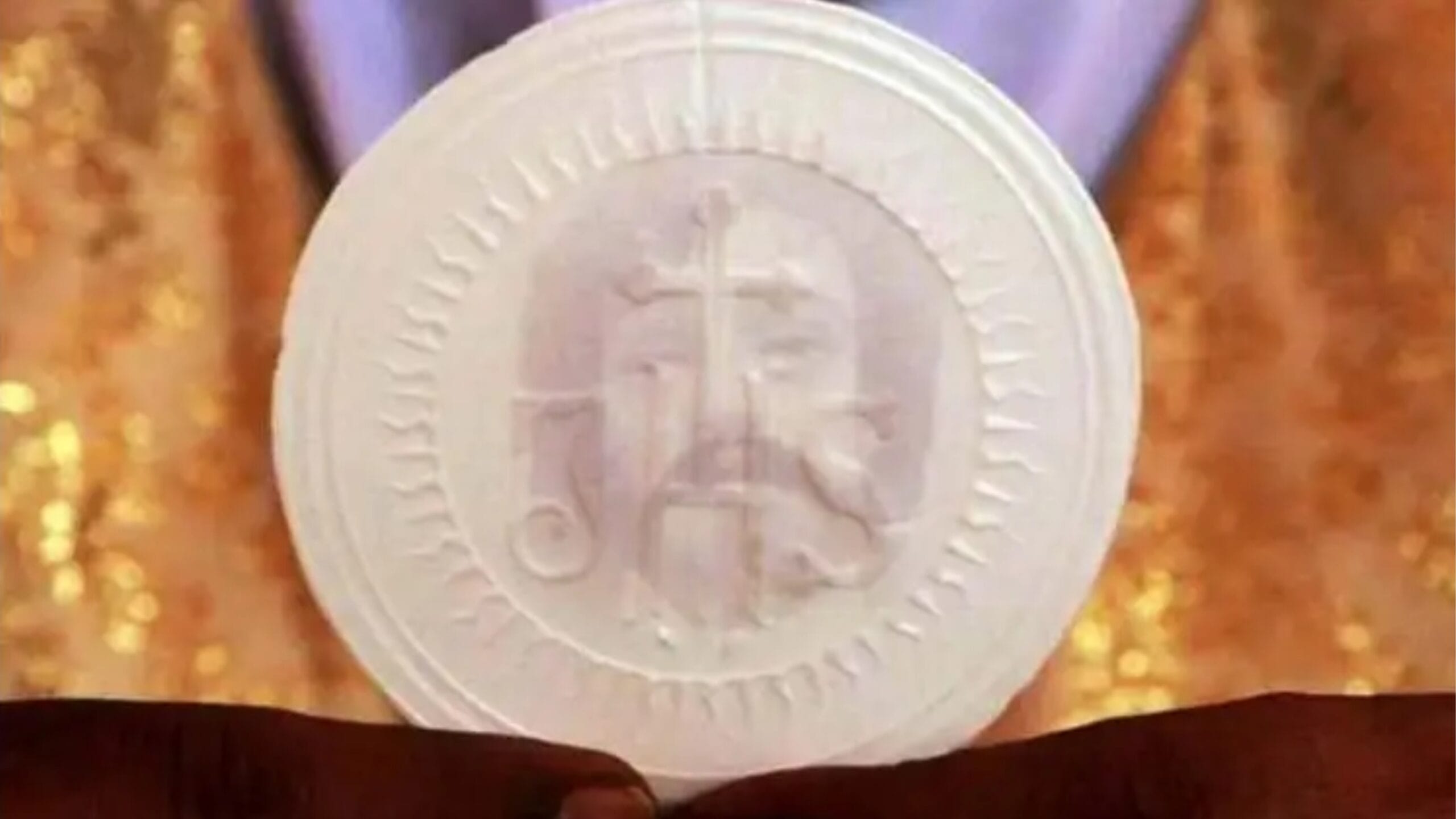 MILAGRE EUCARÍSTICO OCORRIDO NA ÍNDIA