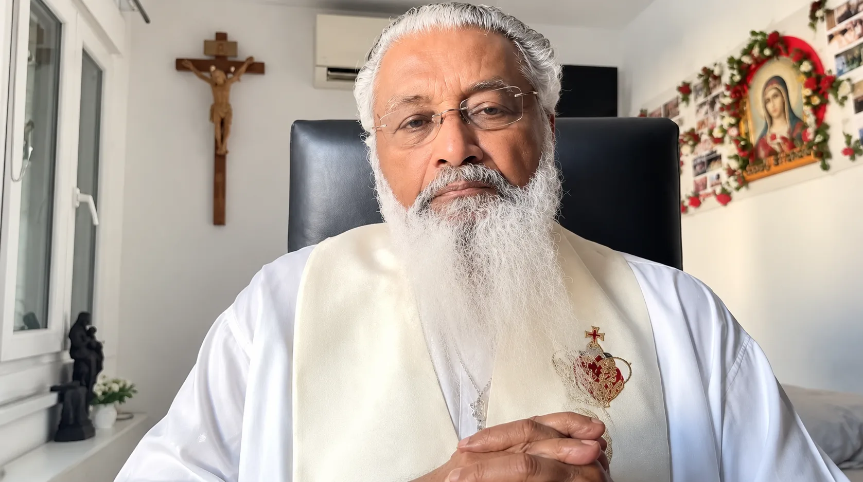 Padre James Manjackal